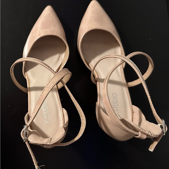 Tan coloured strappy heels - size 9 - K Studio - Picture 3 of 5